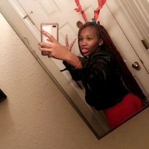 Meet your Posher, Jameka